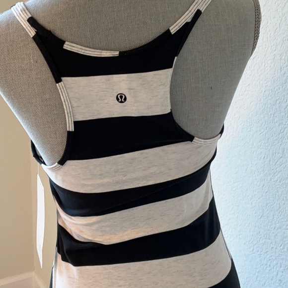 NWT Lululemon Refresh Black & White Striped Maxi Dress Size 8 - Picture 4 of 6